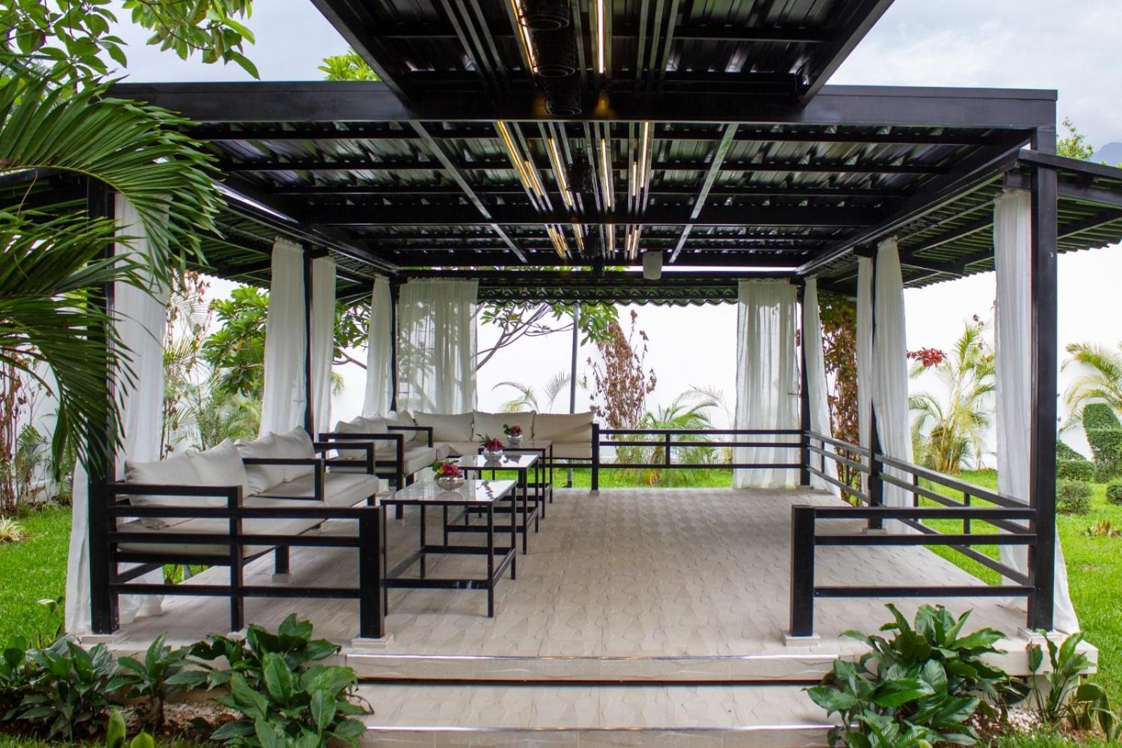 Guacamayos Hotel Бонао Экстерьер фото