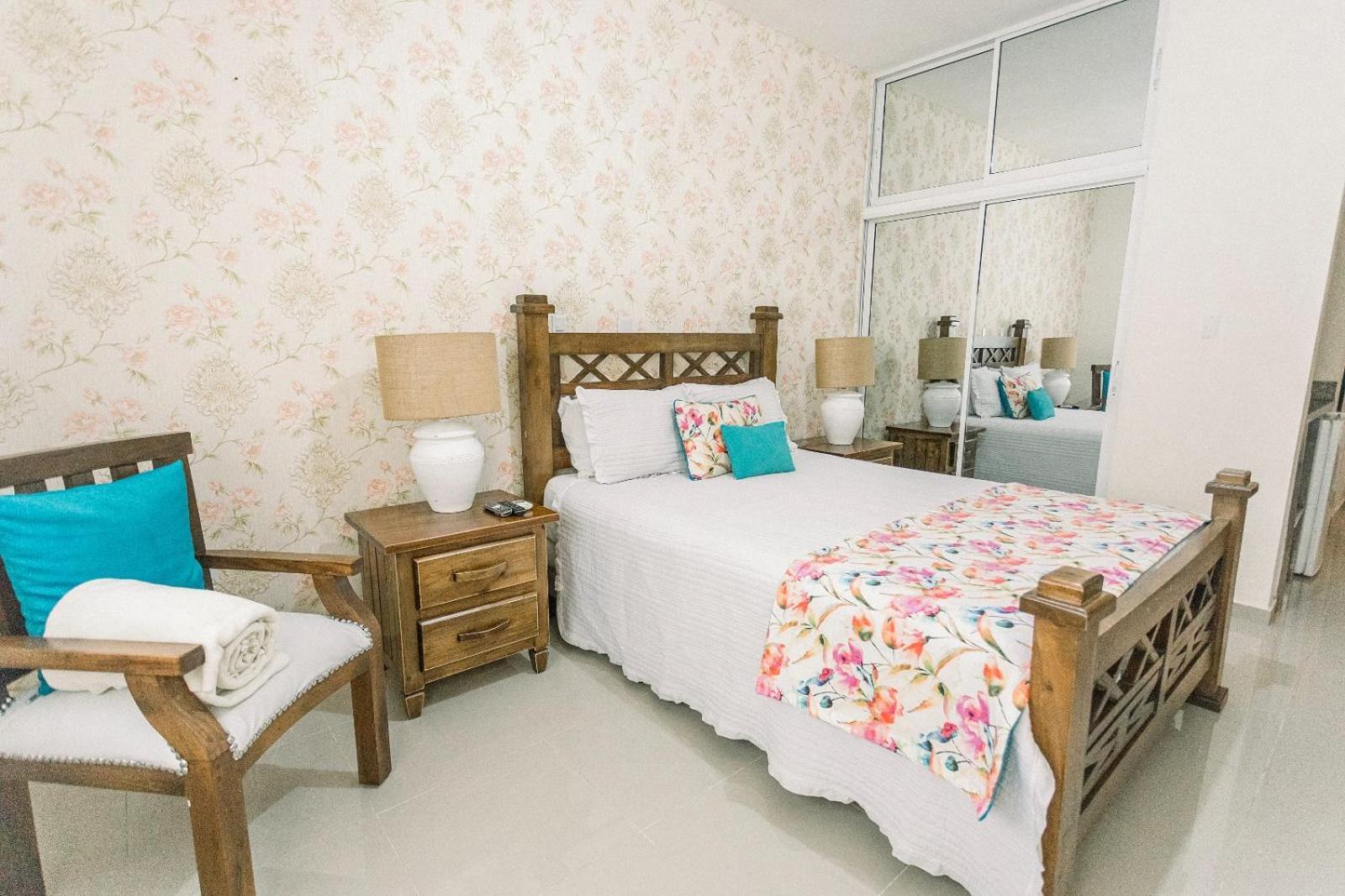Guacamayos Hotel Бонао Экстерьер фото